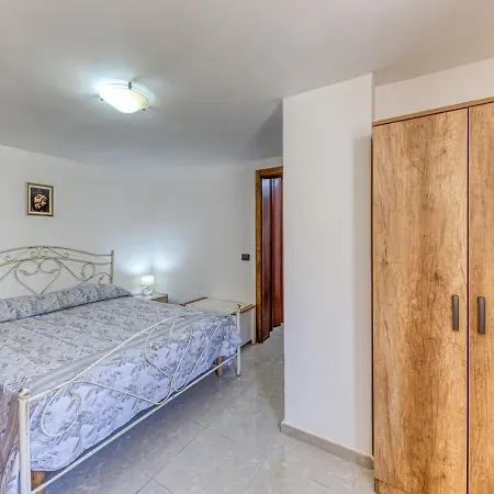 Casa Di Marika, Con Terrazza Privata Vakantiehuis Santa Maria di Leuca
