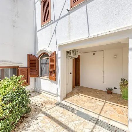 Vakantiehuis Casa Di Marika, Con Terrazza Privata